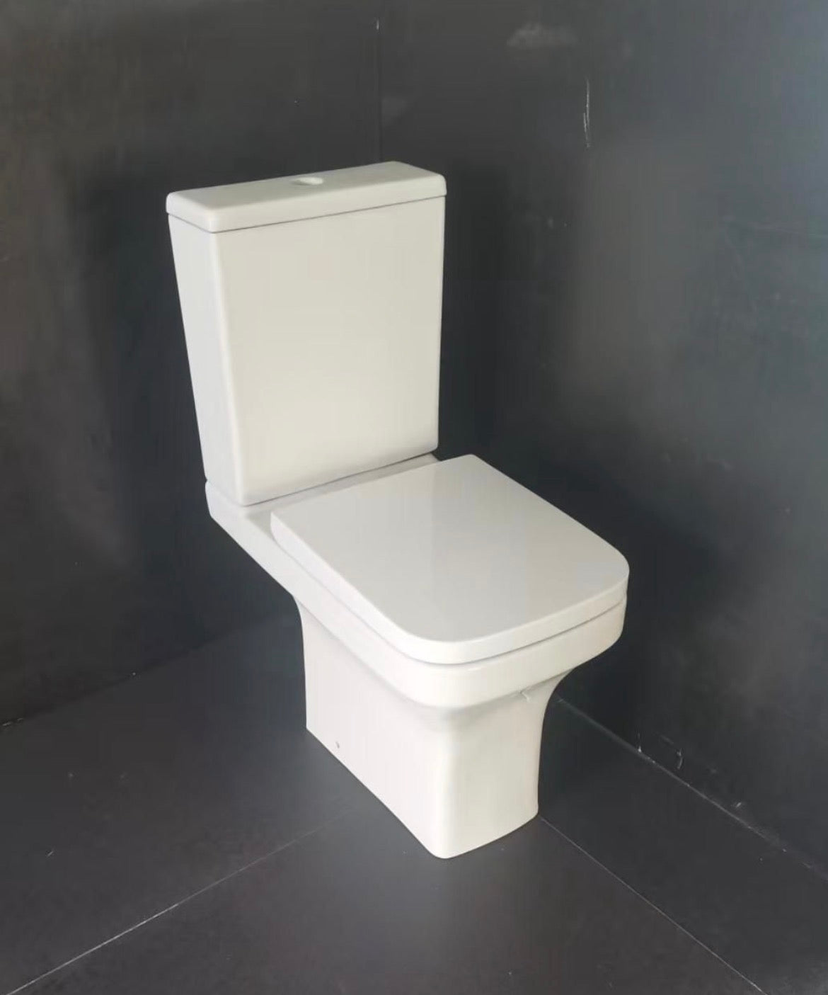 Ozone Square Rimless C/C Pan, Cistern & Seat