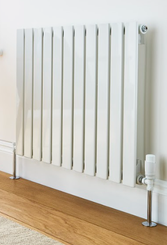 Leo White Horizontal Radiator