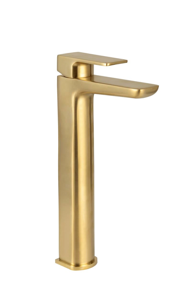 Scudo Muro Brushed Brass Taps