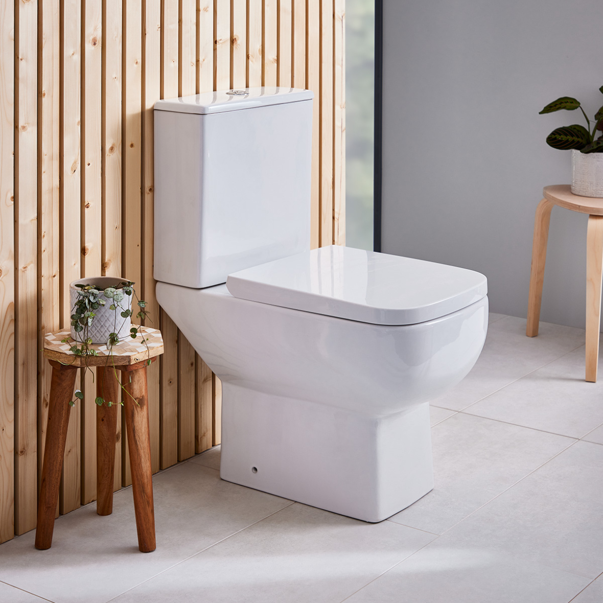 Scudo Choices 600 Rimless WC Pan with Cistern & Soft Close Seat